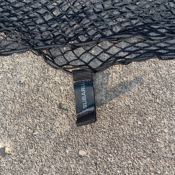Subaru Cargo Net - Picture 2 of 4